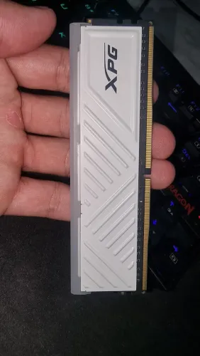 Memória ram ddr4 16gb 3200mhz XPG D35G 