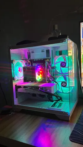 PC GAMER KIT MONITOR