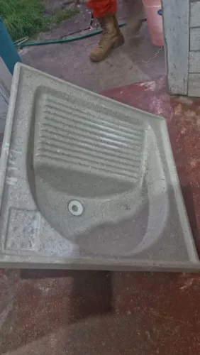Tanquinho de fibra 60x60