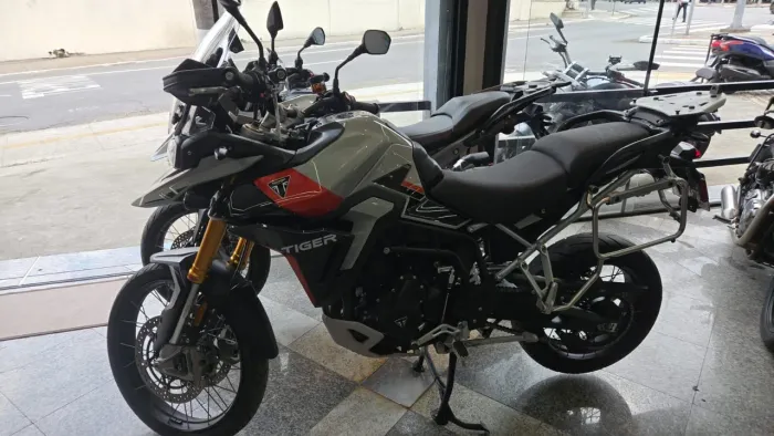 Triumph tiger 900 rally pro 