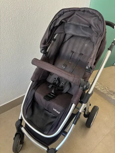 Carrinho de bebê Epic Lite
