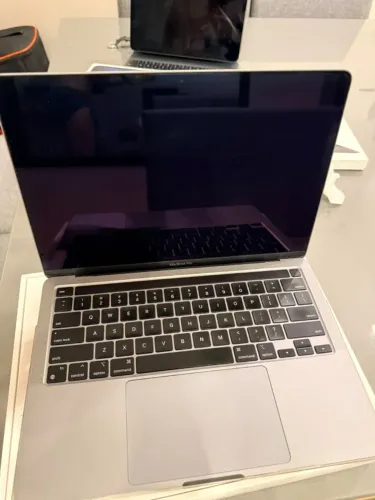 MacBook Pro M1 13 8GB SSD 256GB | Único dono | Carregador e caixa originais