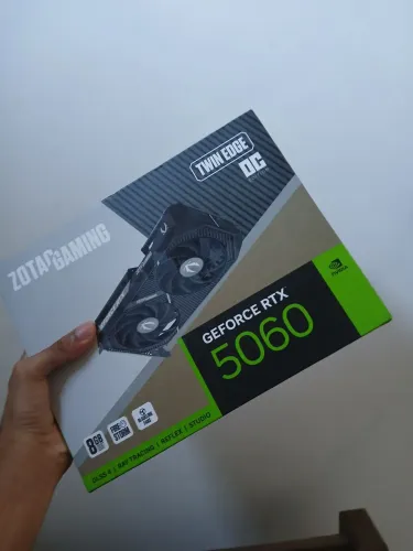 (Nova/Lacrada) Placa de Vídeo RTX 5060 Zotac Twin Edge OC 8GB