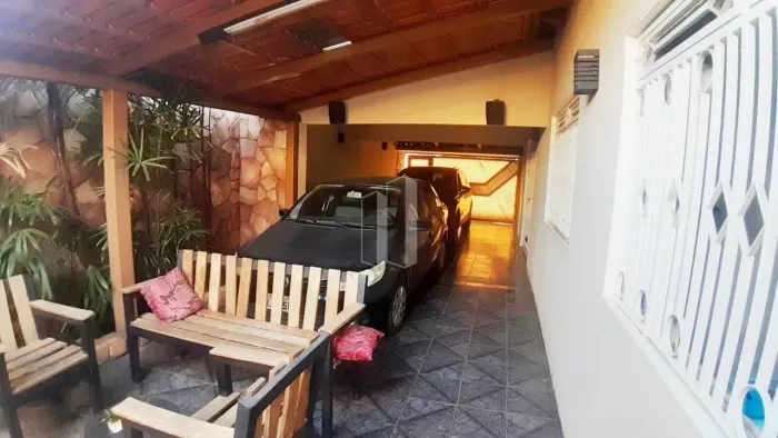 Casa Comercial em Jardim Santo Antônio - Goiânia, GO