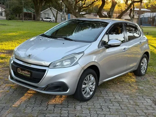 Peugeot 208 Active 1.2 Flex 12V 5P Mec. 2018