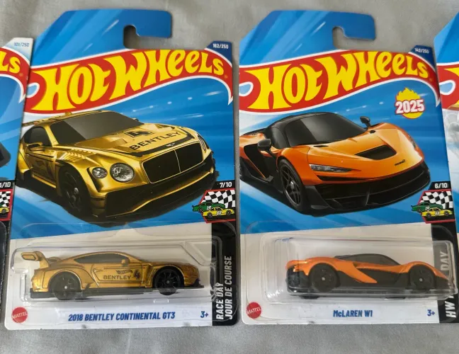 Carrinhos Hotwheels