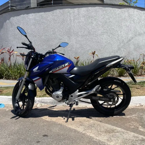CB Twister 250 2022