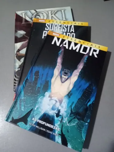 Loki / Namor / Surfista Prateado - 03 obras Panini por Esad Ribic