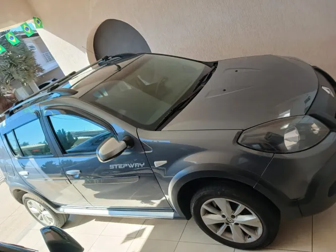 Renault Sandero Stepway Hi-flex 1.6 16V 5P Aut. 2013