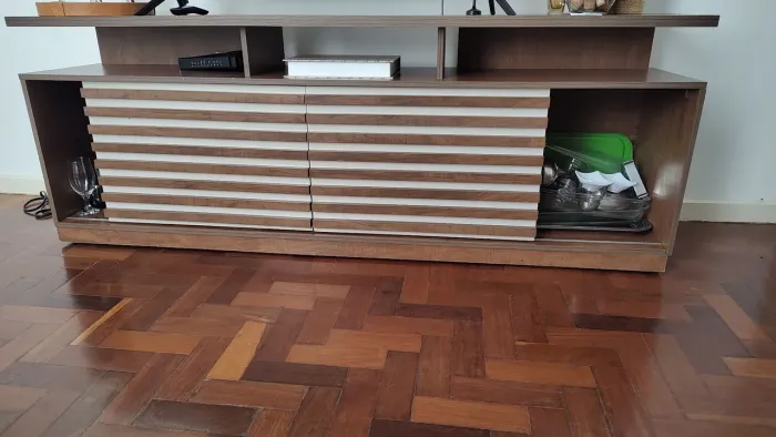 Rack para TV até 63" e para utensílios de decoração