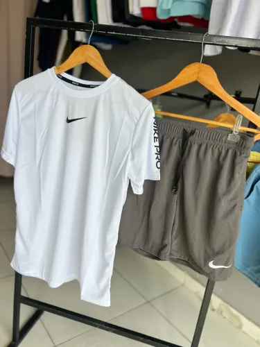 Kit Masculino Dry Fit Camisa e Short Academia