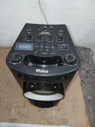 Caixa Amplificada Philco com FM e Brootoof