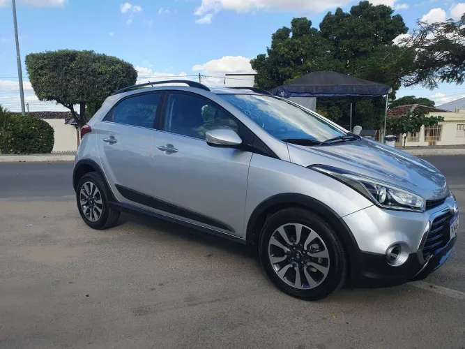 Hyundai HB20X Premium 1.6 Flex 16V Aut. 2017