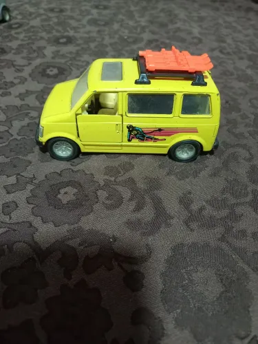 CARRINHO VAN MINIATURA ANOS 90