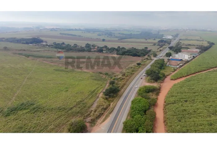 Área Industrial/Agro de 85.000 m² na Rodovia SP-035 Cosmópolis/SP