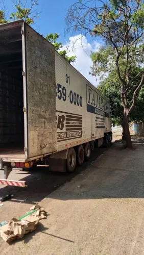 Somente o bau 13.45 m comprimento 98m cúbicos