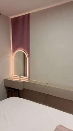 Penteadeira suspensa longa