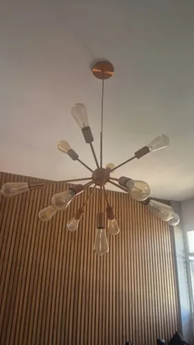 Lustre átomo com lâmpadas