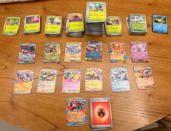 600 cartas - POKÉMON TCG