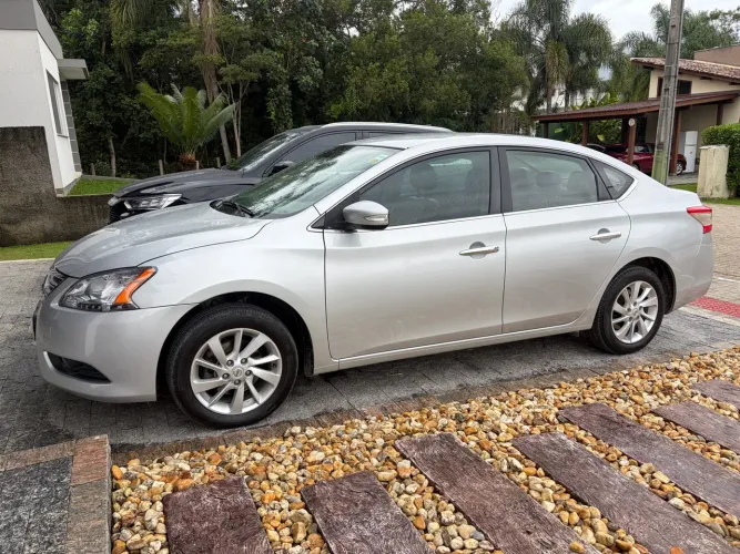 Nissan Sentra SV 2.0 Flexstart 16V Aut. 2015
