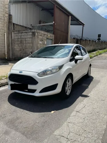 Ford Fiesta 1.5 16V Flex Mec. 5P 2015