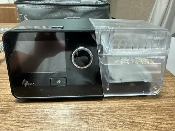 Cpap Fixo Bmc G3 C20 Com Umidificador + Máscara Kit Completo