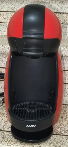 Cafeteira Arno Nescafé Dolce Gusto Piccolo (Vermelha) 127V - Sem Avarias