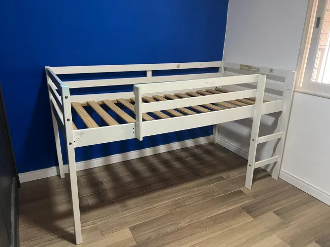 Cama alta solteiro