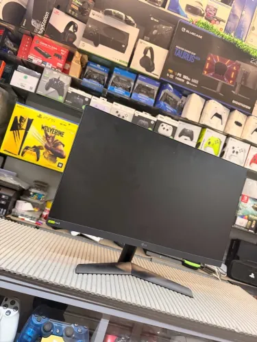 Monitor LG 24 polegadas com tela IPS e 180Hz