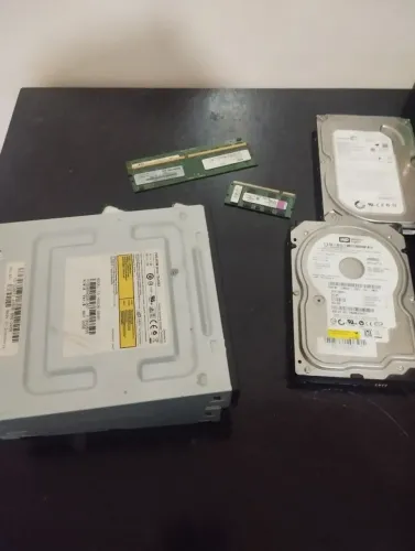 Vendo ou troco, peças de computador
