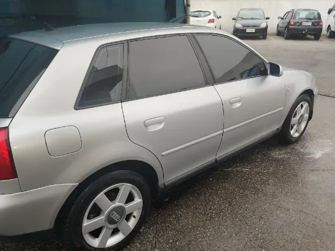 Audi A3 1.8 Turbo 5P Mec. 2002
