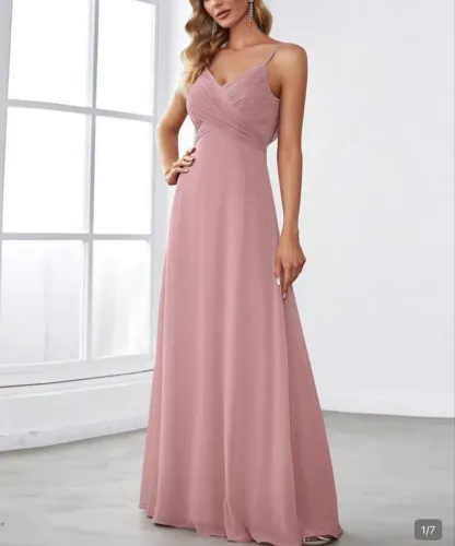 Vendo vestido de festa