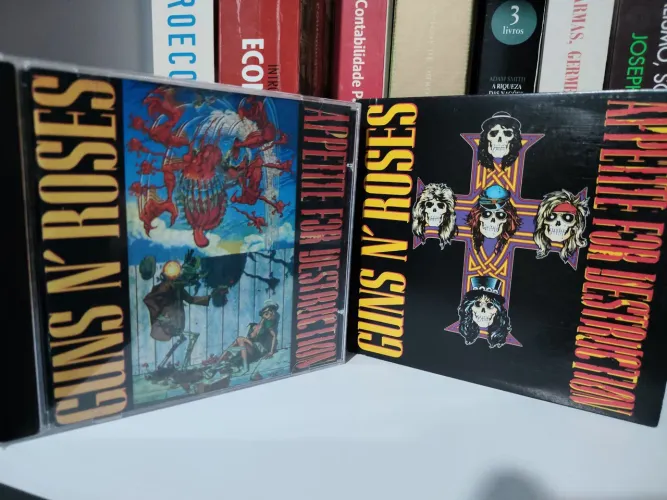 Coleção Guns n Roses, CDs e DVDs