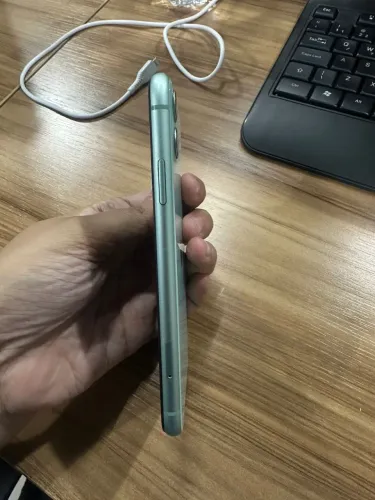 iPhone 11
