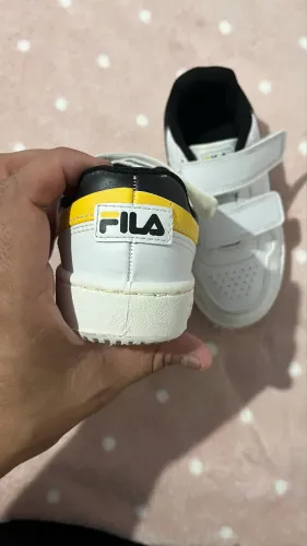 Sapato infantil Fila n° 27 em velcro 