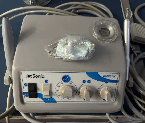 Aparelho Ultrassom e Jato Bicarbonato Odontológico