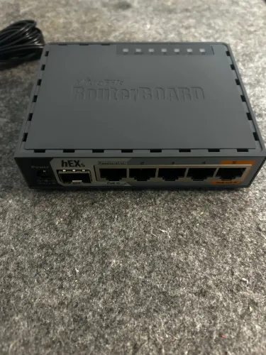 Mikrotik RB760iGS HEX S