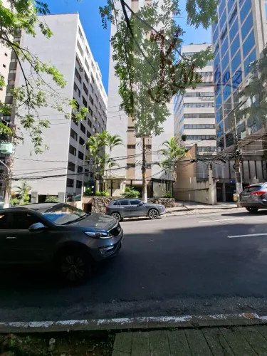 Apartamento a venda, Rua Bela Cintra, 2 dormitórios, 2 banheiros 67 m²
