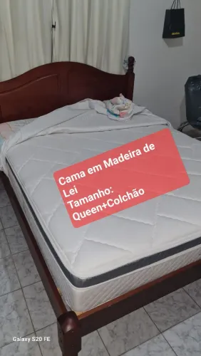Cama Queen em Madeira+Colchão