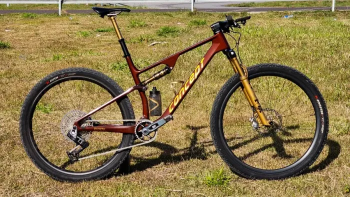 Bicicleta Concept Titan Race