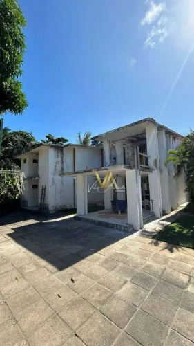 Casa Beira Mar: Espaço, Conforto e Lazer com 5 Quartos e Piscina