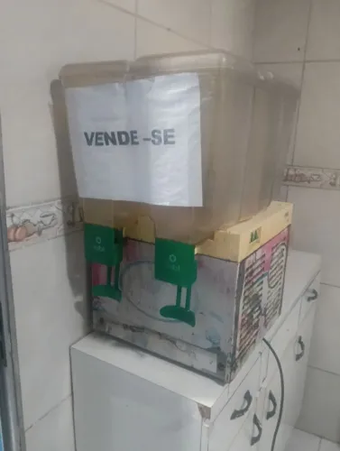 Refresqueira/suqueira
