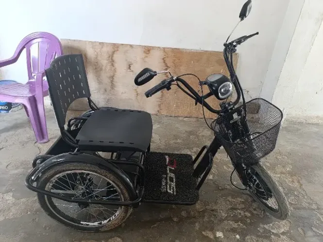Triciclo Elétrico 