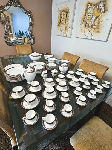 Jogo de Jantar, Chá e Café Roberto Simões - Porcelana - 72 Peças