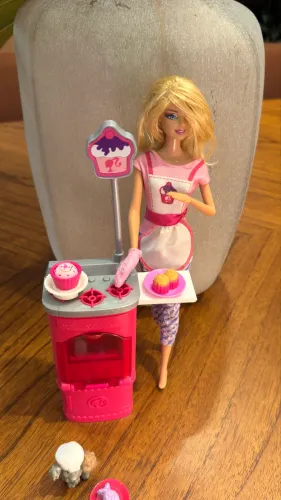 Boneca Barbie Quero Ser Confeiteira / Chef de Sobremesa (Mattel Vintage)