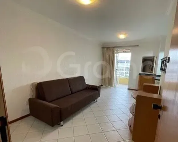 Apartamento de 64m² com 1 suíte em Coqueiros