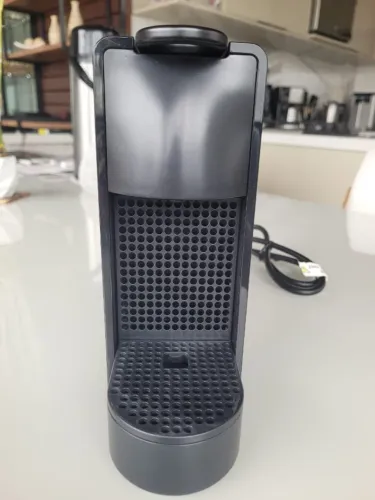 Cafeteira Nespresso Essenza Mini Preta 220v + Nota Fiscal