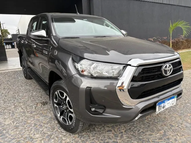Toyota Hilux CD SRV 4X4 2.8 TDI Diesel Aut. 2023