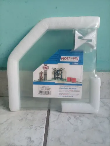 Prateleira recortes 25x25