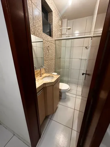 Vende-se apartamento com garagem